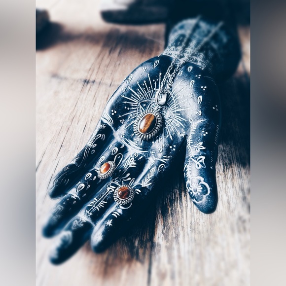 Avon Necklace & Earrings - Picture 6 of 10